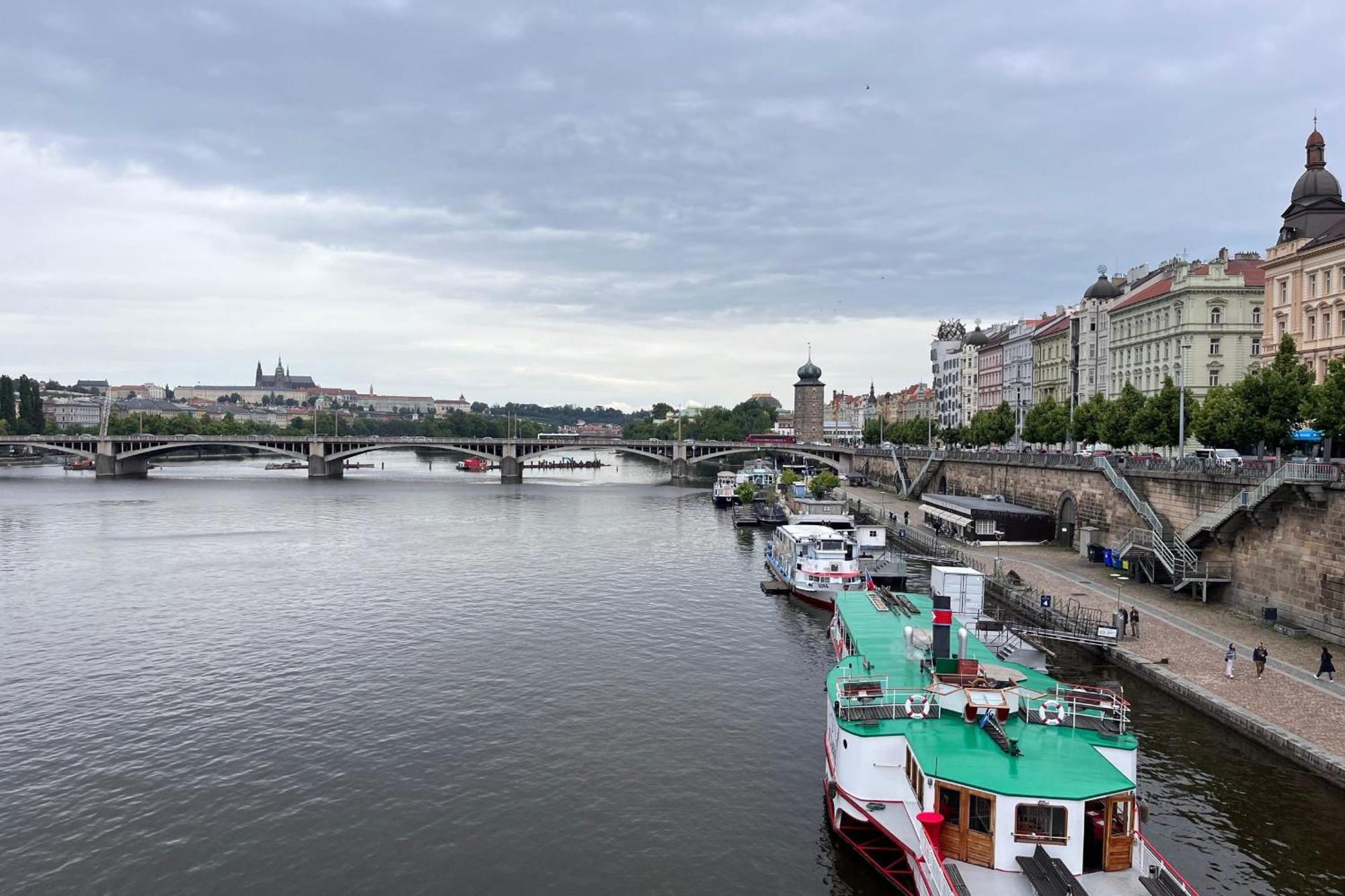 Comfortable And Cosy Apt A Few Steps From Dancing House And Naplavka Dance Prague Ngoại thất bức ảnh