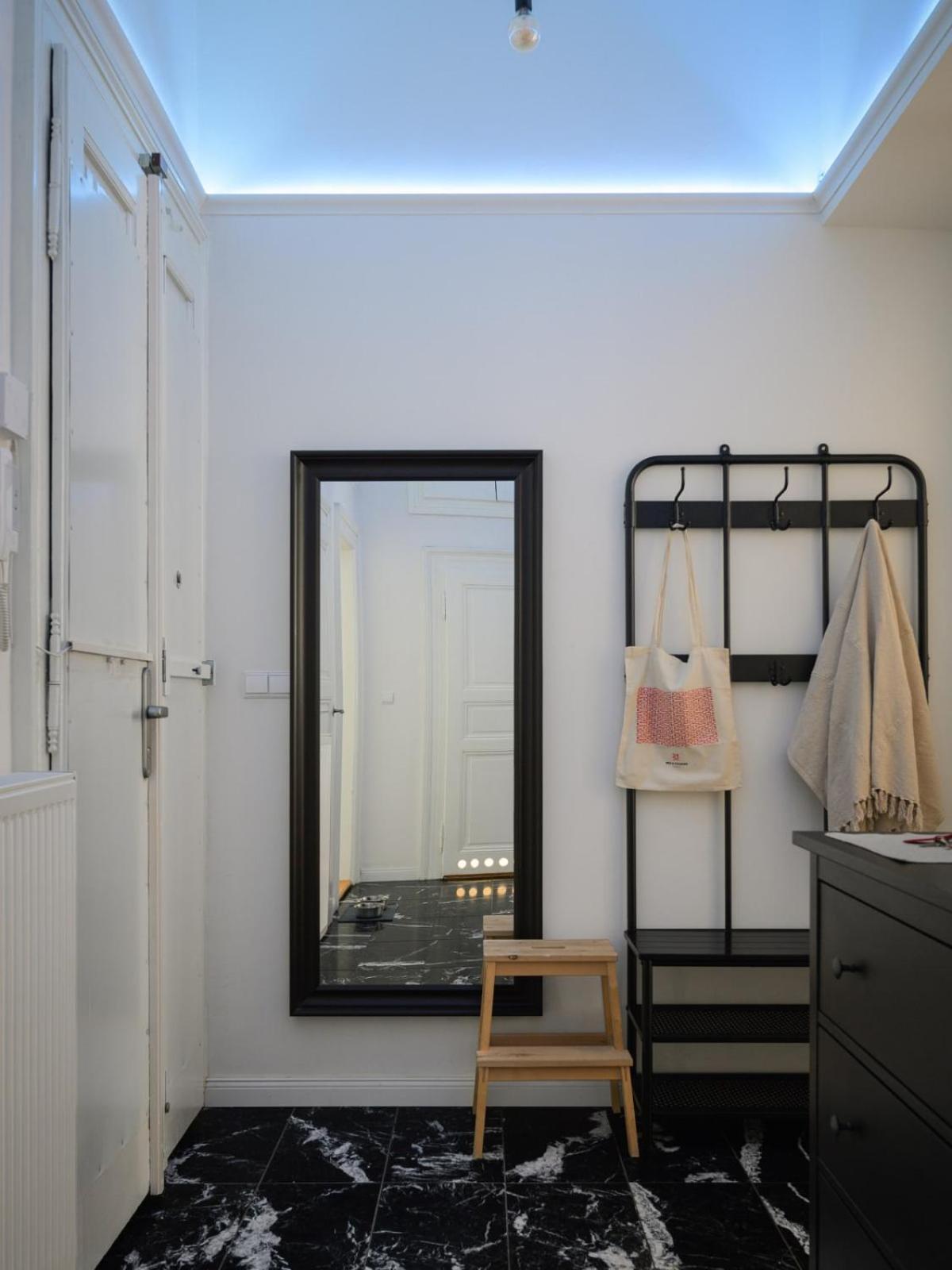 Comfortable And Cosy Apt A Few Steps From Dancing House And Naplavka Dance Prague Ngoại thất bức ảnh