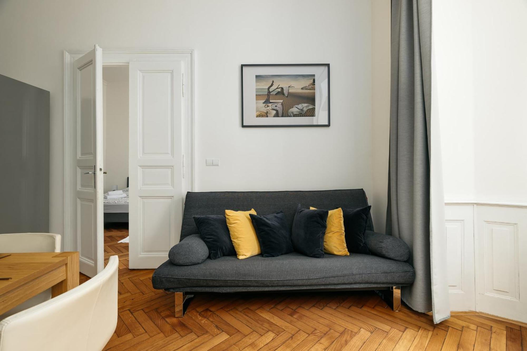 Comfortable And Cosy Apt A Few Steps From Dancing House And Naplavka Dance Prague Ngoại thất bức ảnh